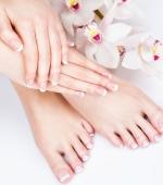 ServicesNail Reconstruction – Semi Gel Hands Or Feet